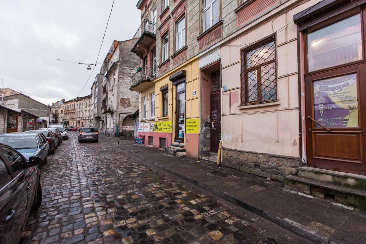 в центрі вулиця балабана 29 біля краківського ринку Daire